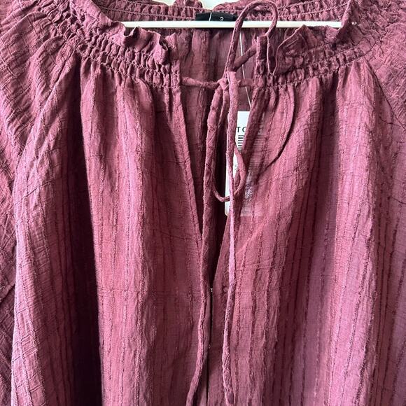 Torrid Maroon Stripe Gauze Lace Up Peasant Top size 3 - Picture 7 of 16